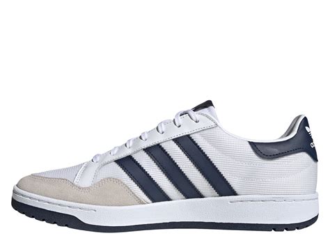 Sneaker von adidas Court 